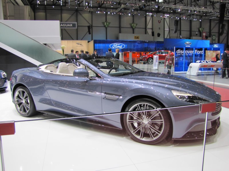 astonmartinvanquishvolante.jpg