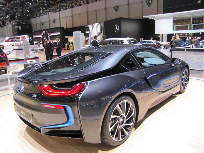bmwi82.jpg