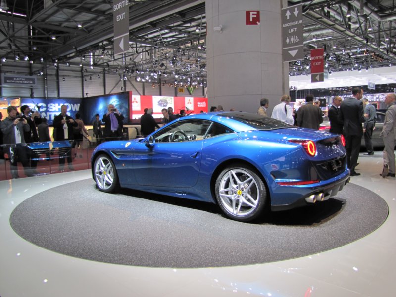 ferraricaliforniat33.jpg