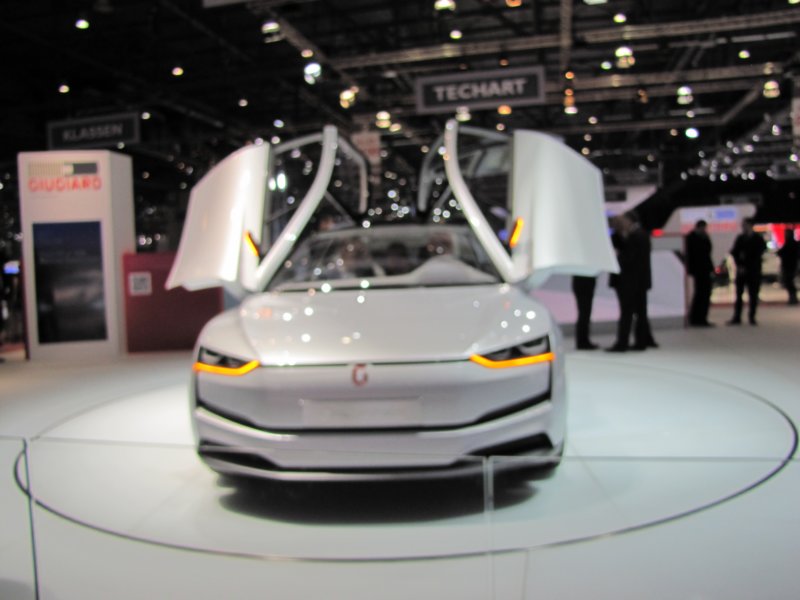 italdesigngiugiaroclipper25.jpg