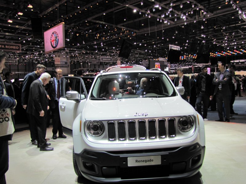 jeeprenegade16.jpg