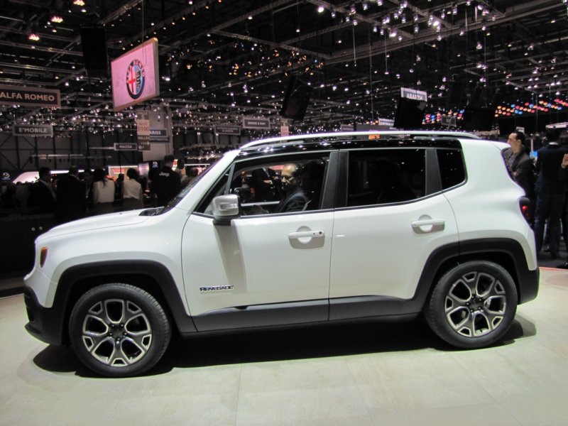 jeeprenegade24.jpg