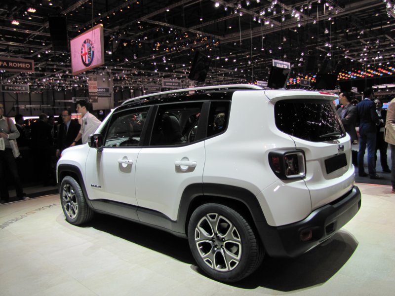 jeeprenegade32.jpg