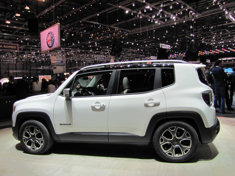 jeeprenegade47.jpg
