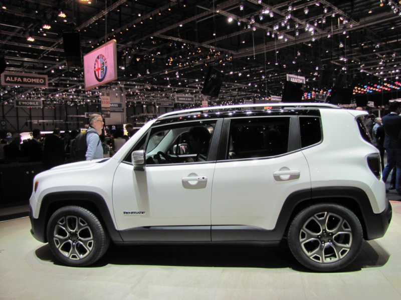 jeeprenegade59.jpg