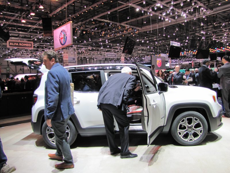 jeeprenegade6.jpg