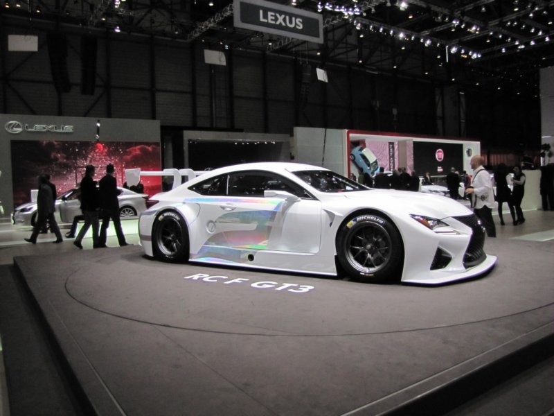 lexusrcfgt327.jpg