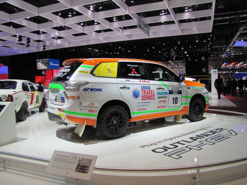 mitsubishioutlanderphev2.jpg