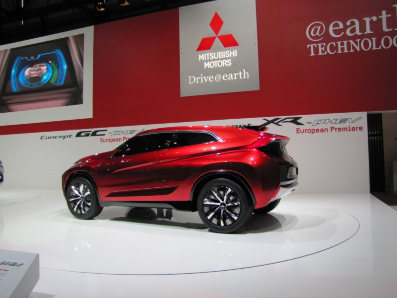 mitsubishixrphev18.jpg