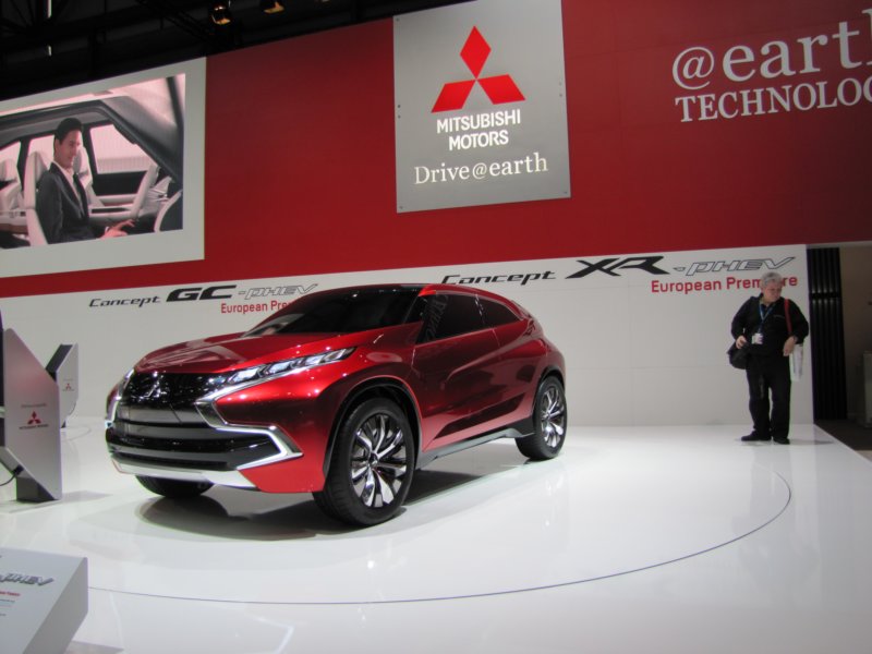 mitsubishixrphev20.jpg