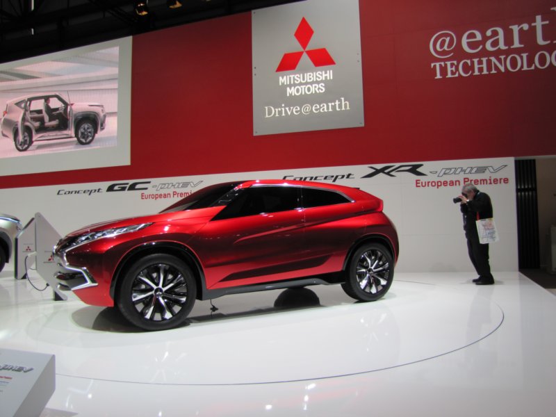 mitsubishixrphev23.jpg