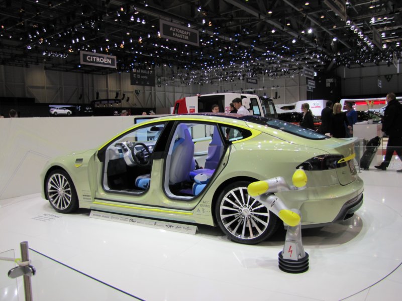 rinspeedxchange15.jpg