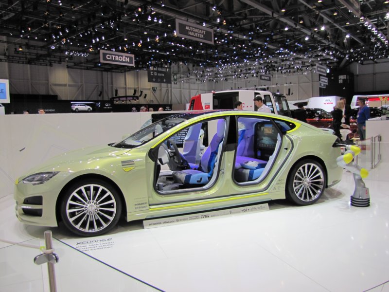 rinspeedxchange58.jpg