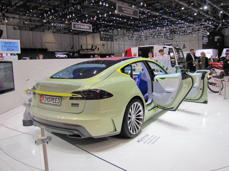 rinspeedxchange63.jpg