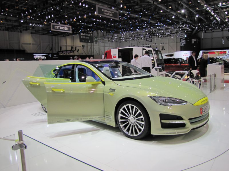 rinspeedxchange74.jpg