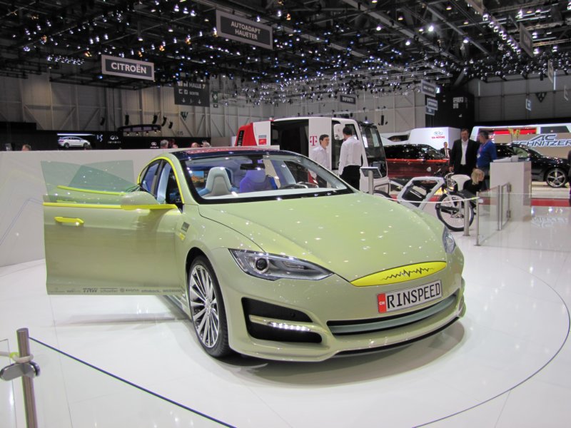 rinspeedxchange85.jpg