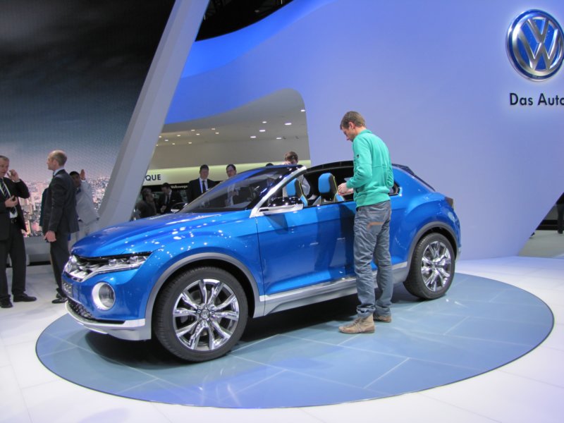 volkswagentroc5.jpg