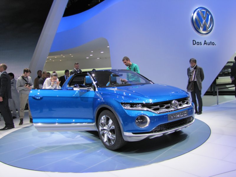 volkswagentroc6.jpg