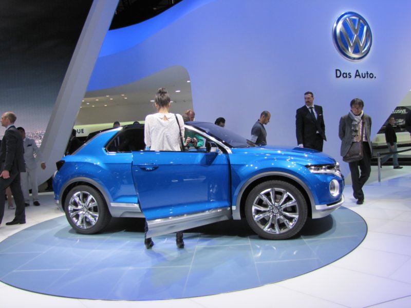 volkswagentroc9.jpg