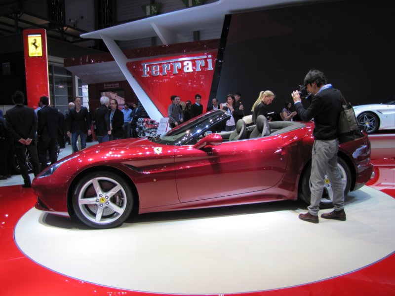 ferraricaliforniat15.jpg
