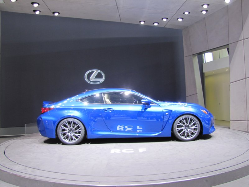 lexusrcf19.jpg