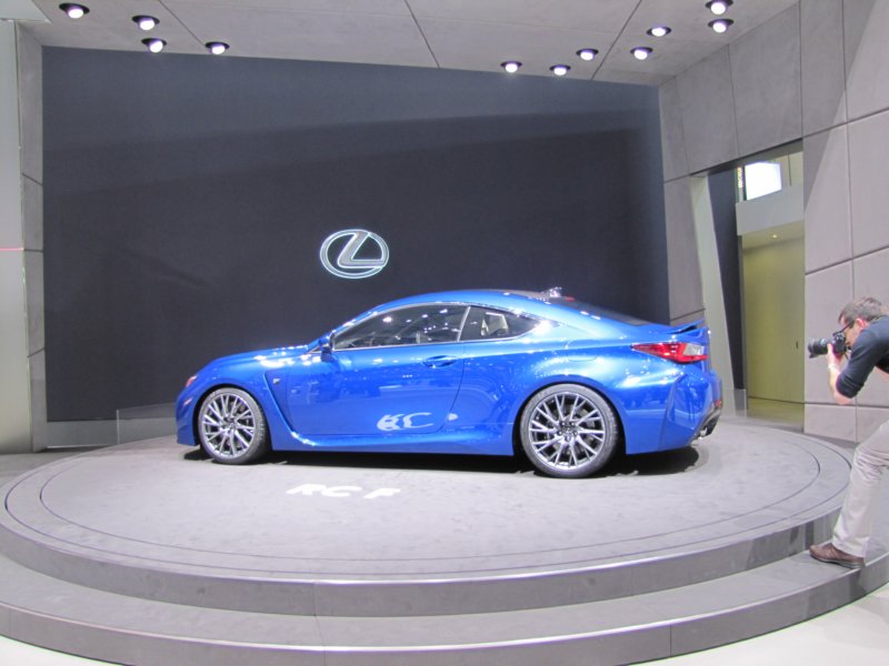 lexusrcf9.jpg