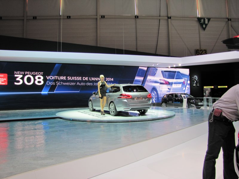 peugeot308sw12.jpg