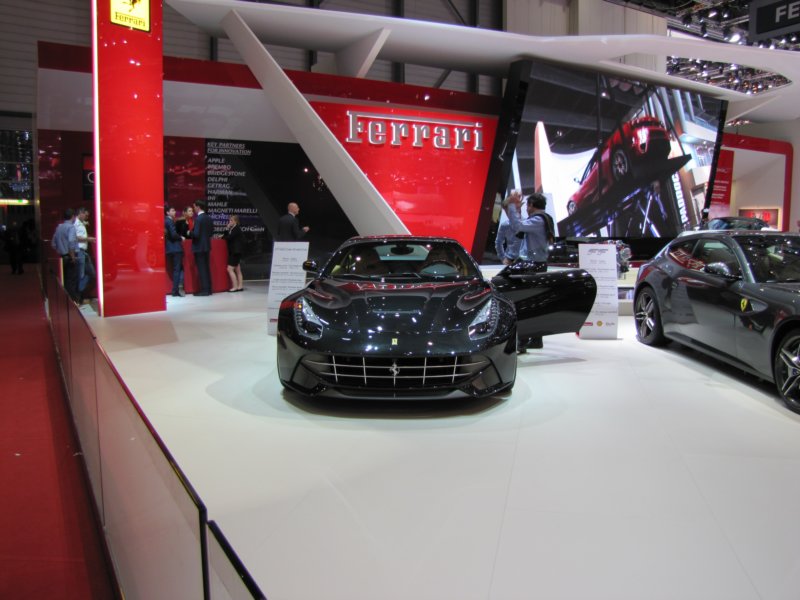ferrarif12berlinetta.jpg