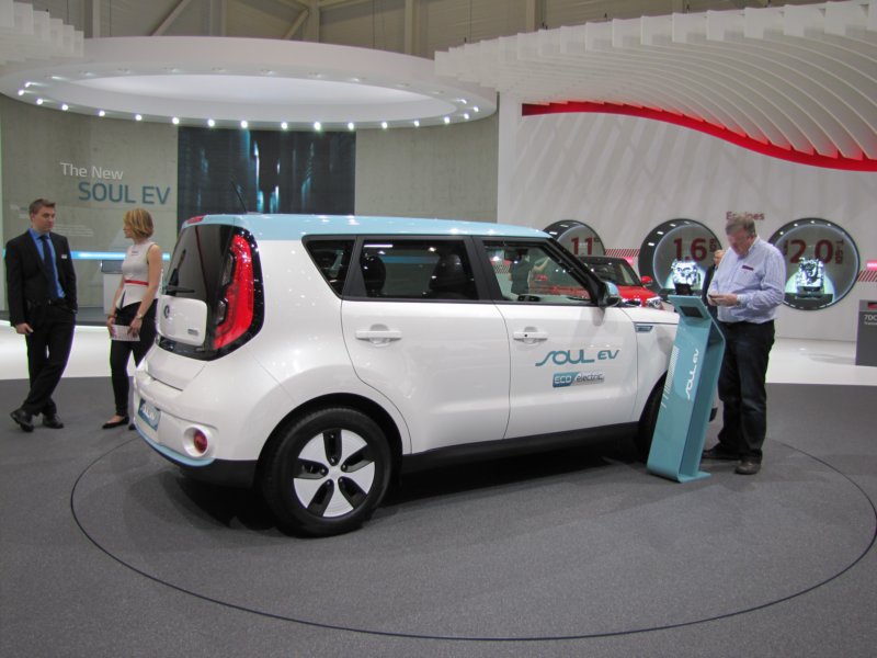 kiasoulev25.jpg