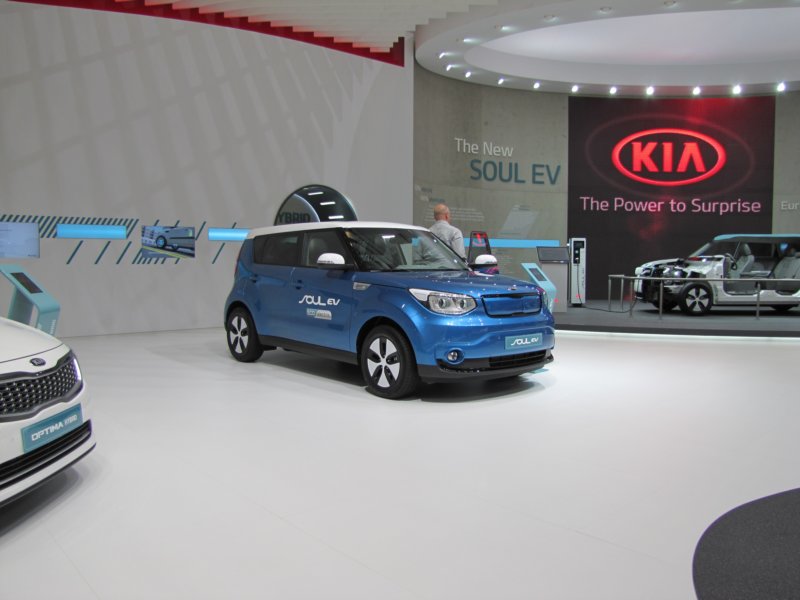 kiasoulev27.jpg