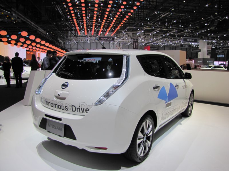 nissanleafautonomousdrive5.jpg