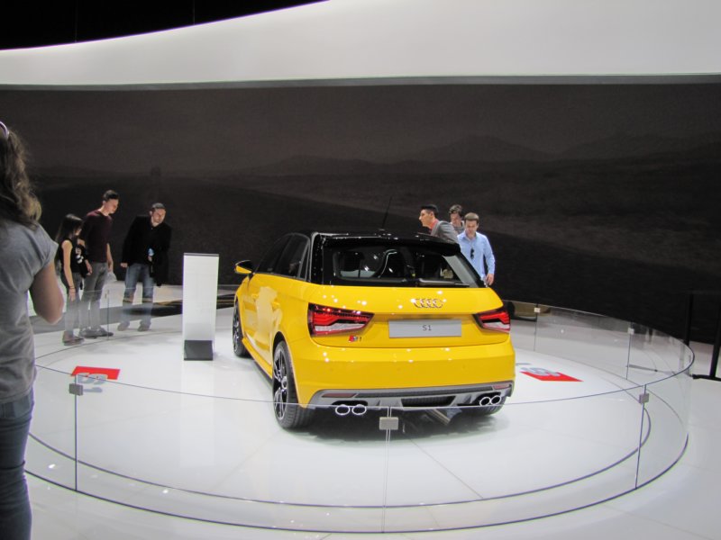 audis1sportback15.jpg