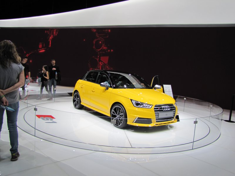 audis1sportback27.jpg