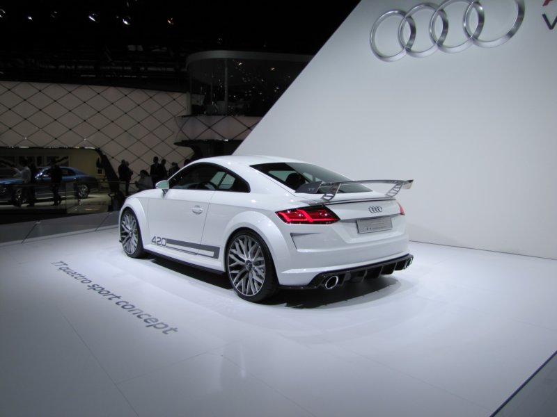 audittquattrosportconcept2.jpg