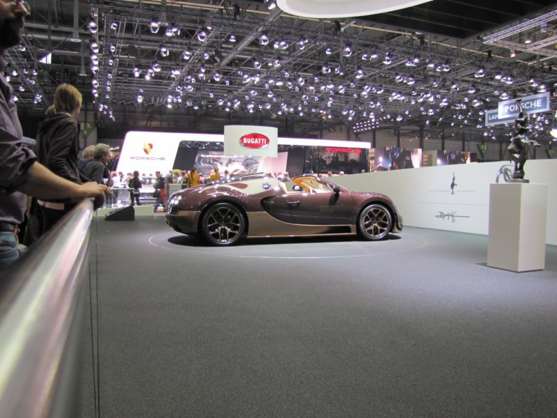 bugattiveyron164grandsportvitesse18.jpg