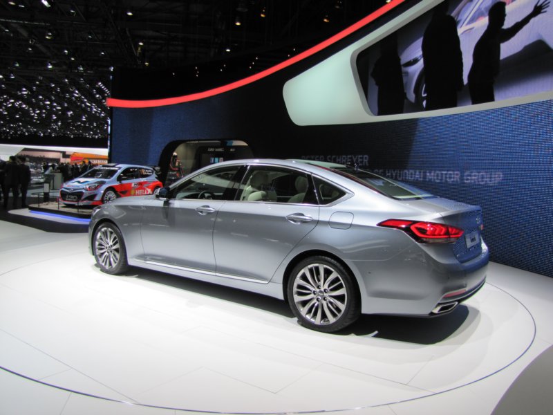 hyundaigenesis.jpg