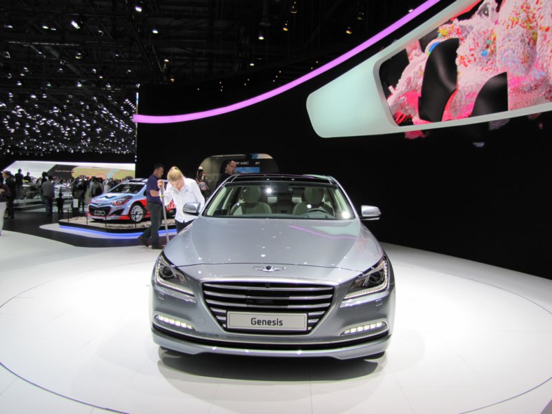 hyundaigenesis85.jpg
