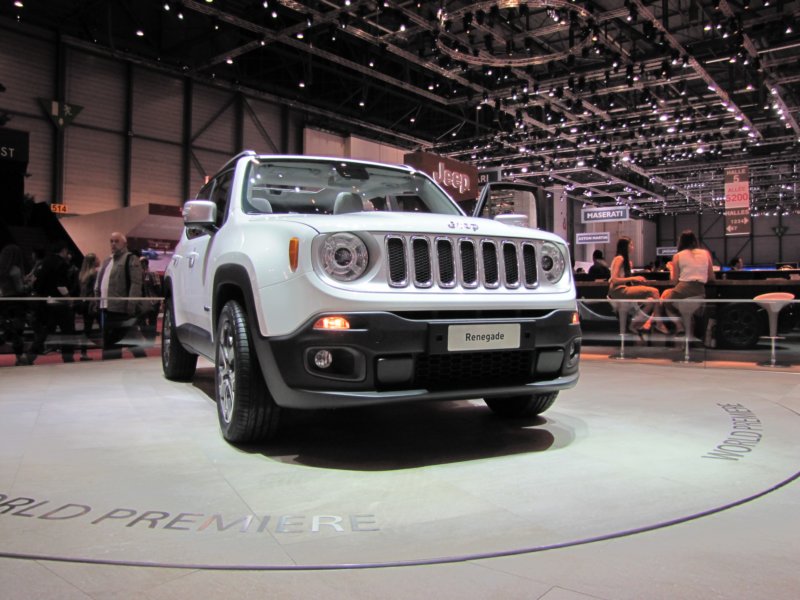 jeeprenegade11.jpg