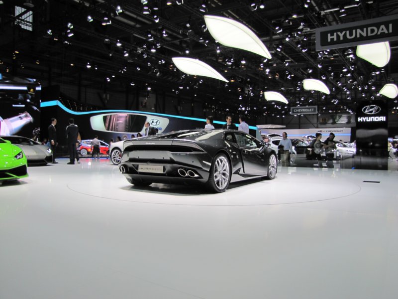 lamborghinihuracnlp610422.jpg