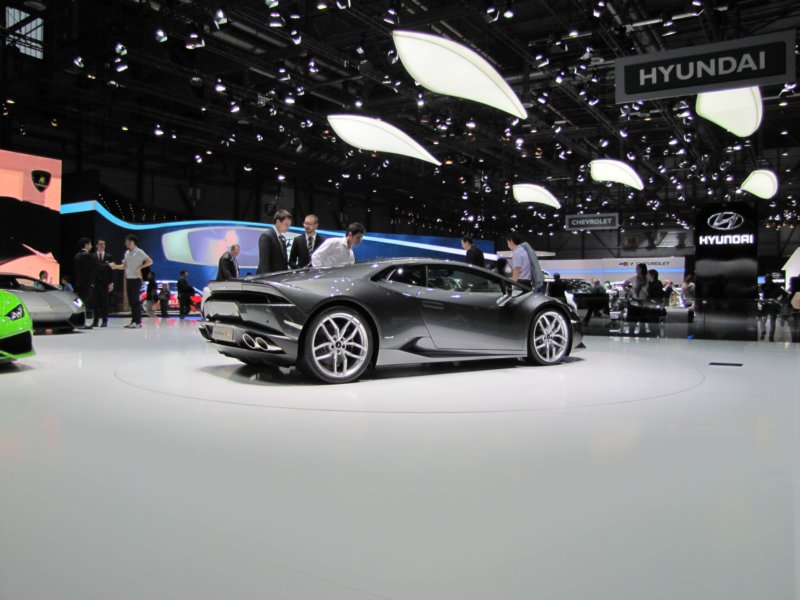 lamborghinihuracnlp610427.jpg