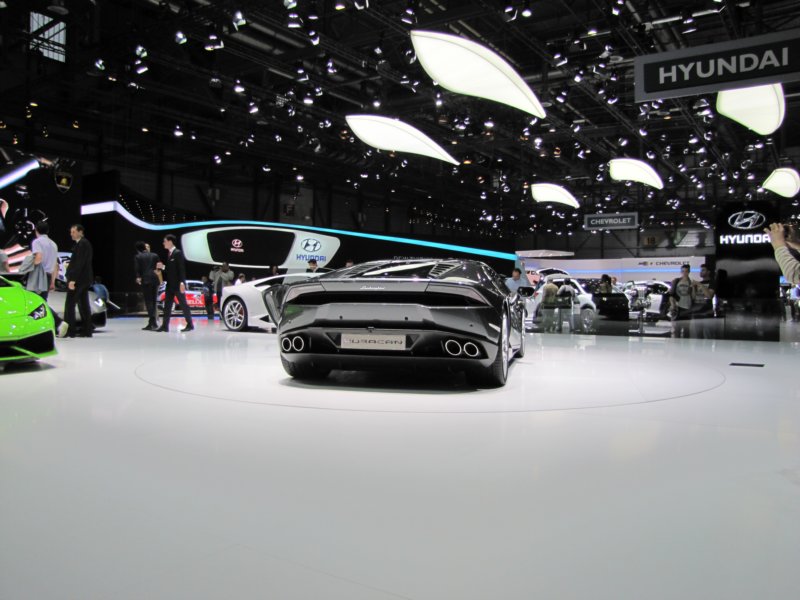 lamborghinihuracnlp610453.jpg