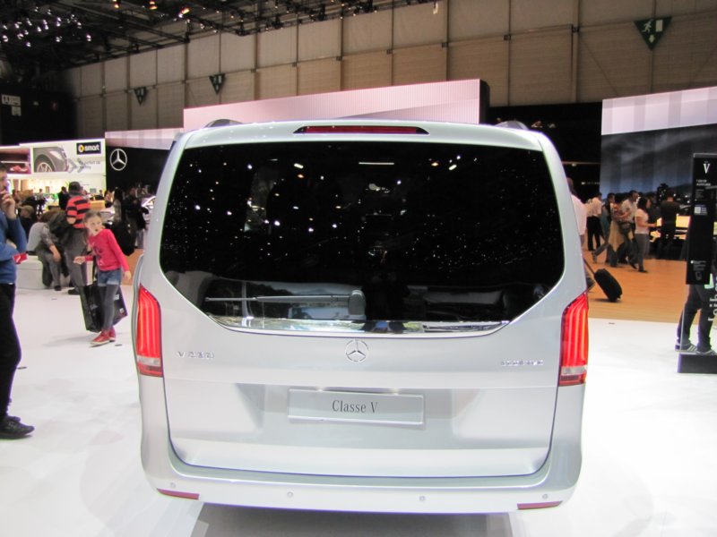 mercedesbenzv250bluetec8.jpg