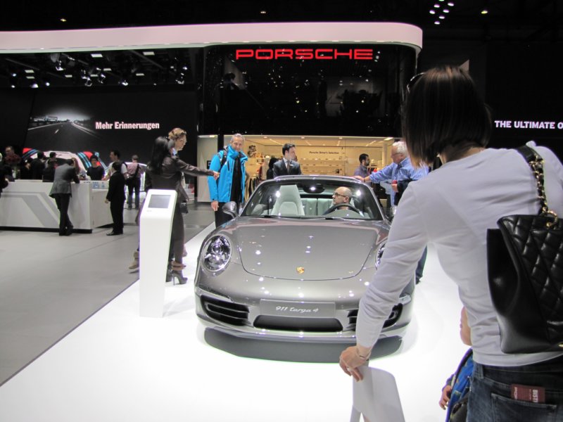porsche911targa410.jpg