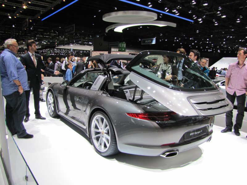 porsche911targa44.jpg
