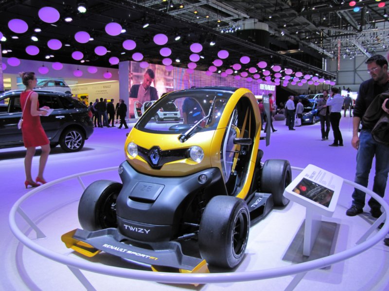 renaultsportf1twizy10.jpg