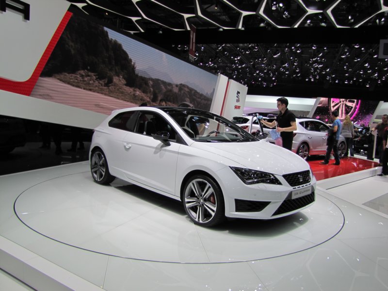 seatleoncupra2.jpg