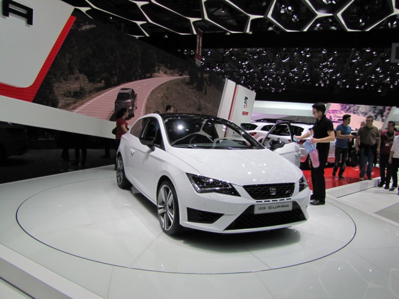 seatleoncupra20.jpg