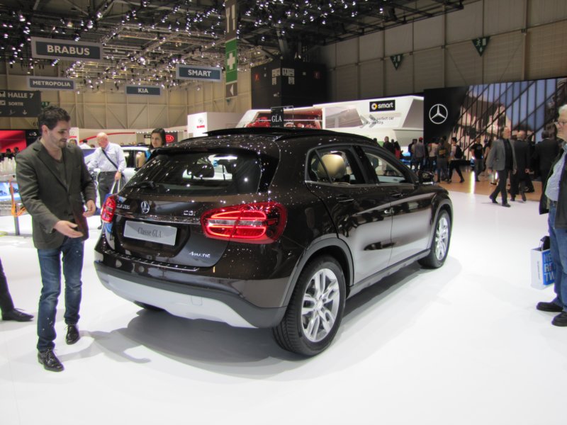 mercedesbenzgla200cdi4matic5.jpg
