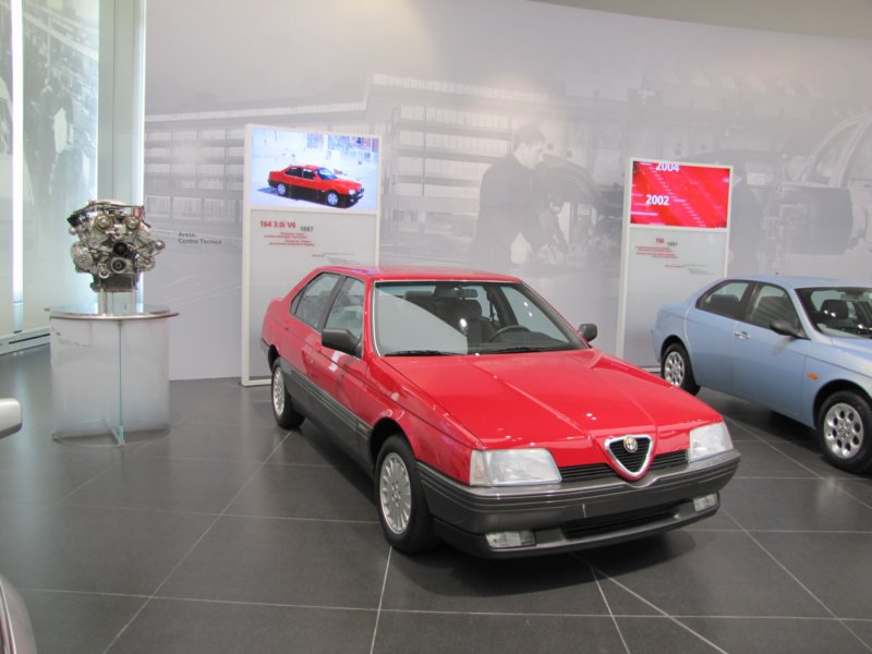 alfaromeo16430iv619873.jpg