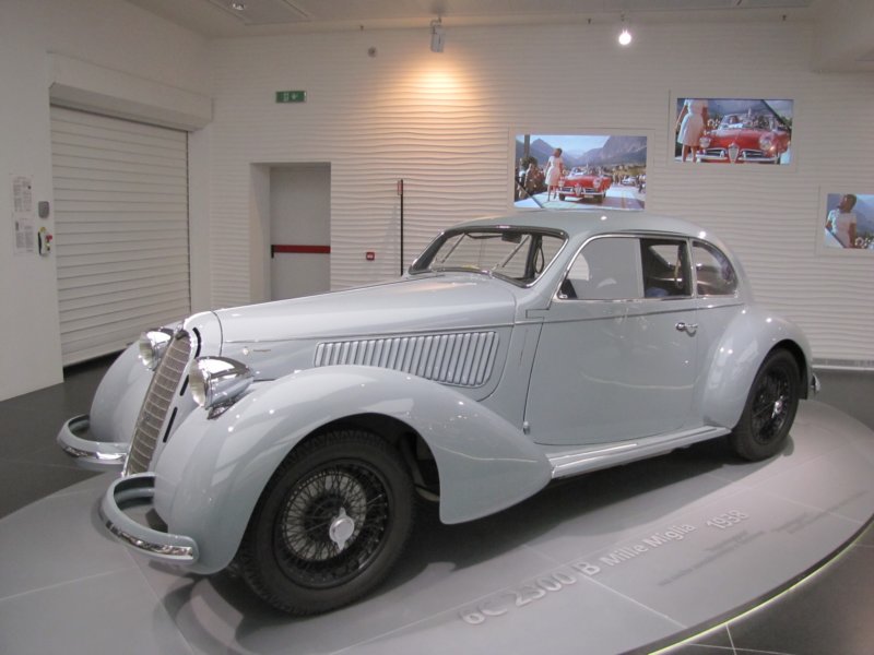 alfaromeo6c2300bmillemiglia19385.jpg